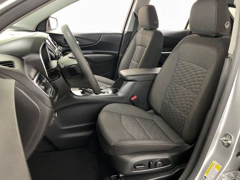 Used 2020 Chevrolet Equinox LT FWD image 20