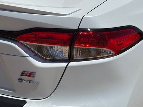 New 2026 Toyota Corolla SE w/ SE Premium Package FWD image 30