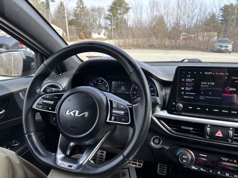 Used 2023 Kia Forte GT-Line image 31