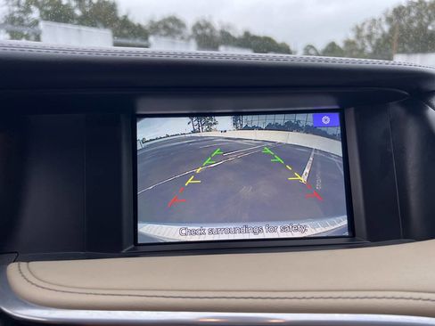 Used 2018 INFINITI QX30 Premium w/ Navigation Package image 30