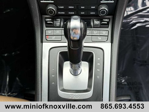 Used 2022 Porsche 718 Cayman image 18