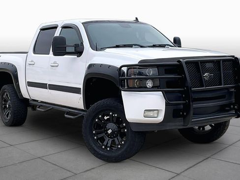 Used 2011 Chevrolet Silverado 1500 LTZ w/ LTZ Plus Package AWD/4WD image 3