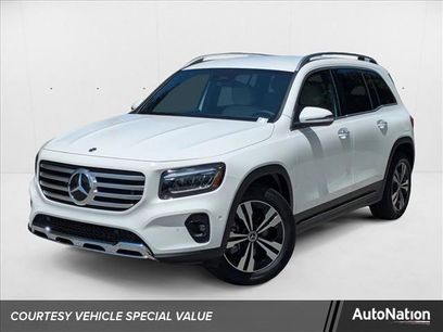 New 2025 Mercedes-Benz GLB 250