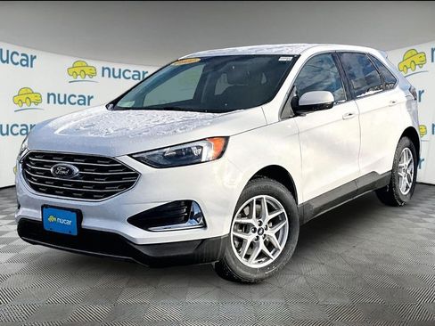 Used 2022 Ford Edge SEL image 3