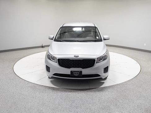 Used 2018 Kia Sedona L FWD image 26