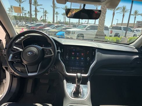 Used 2020 Subaru Outback Premium image 9