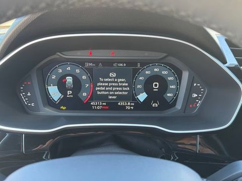 Used 2025 Audi Q3 2.0T Premium AWD/4WD image 30