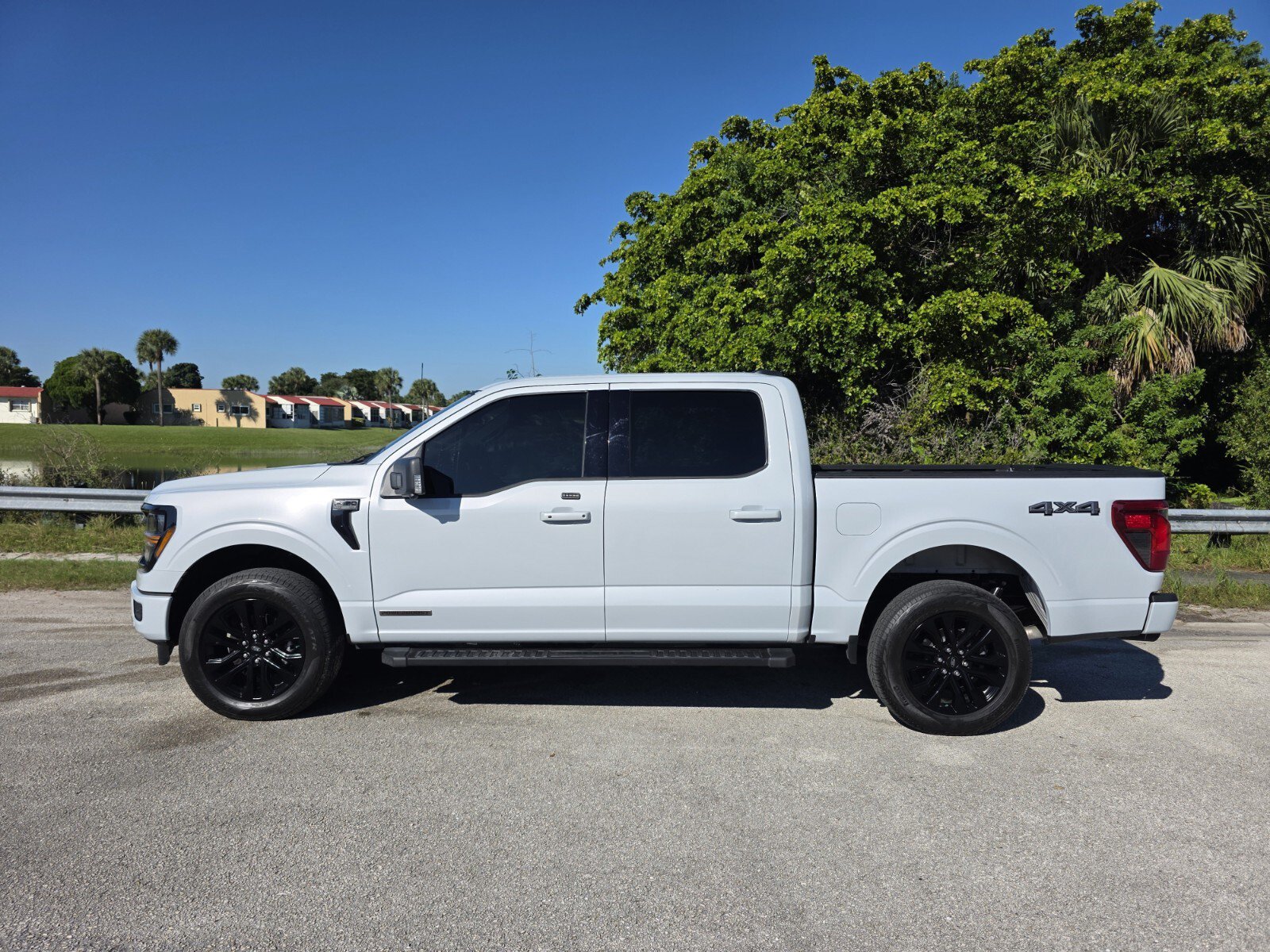 Used 2025 Ford F150 XLT w/ Equipment Group 303A High AWD/4WD image 7