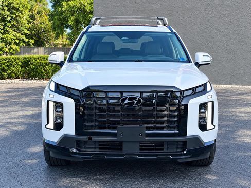 Used 2024 Hyundai Palisade XRT FWD image 2