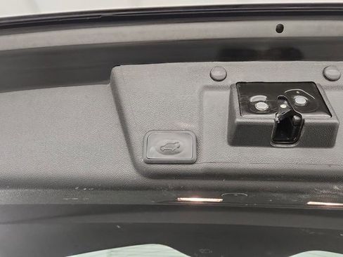 Used 2017 Buick Enclave Leather image 20