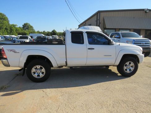 Used 2008 Toyota Tacoma PreRunner image 29