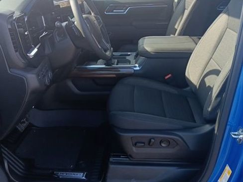 New 2025 Chevrolet Silverado 1500 RST w/ Convenience Package II AWD/4WD image 13