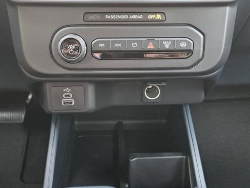 New 2026 Ford Maverick XL image 14