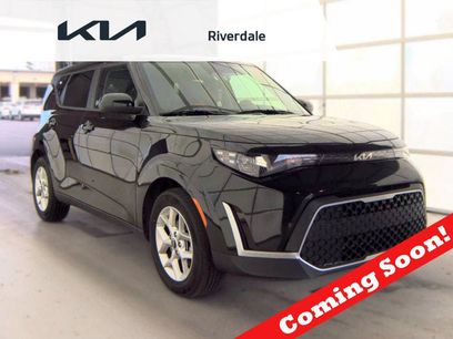 Used 2025 Kia Soul LX w/ LX Technology Package