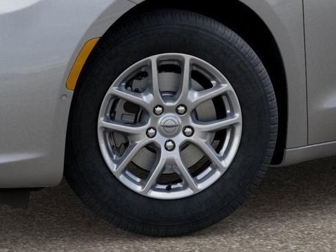 New 2026 Chrysler Pacifica Select image 8