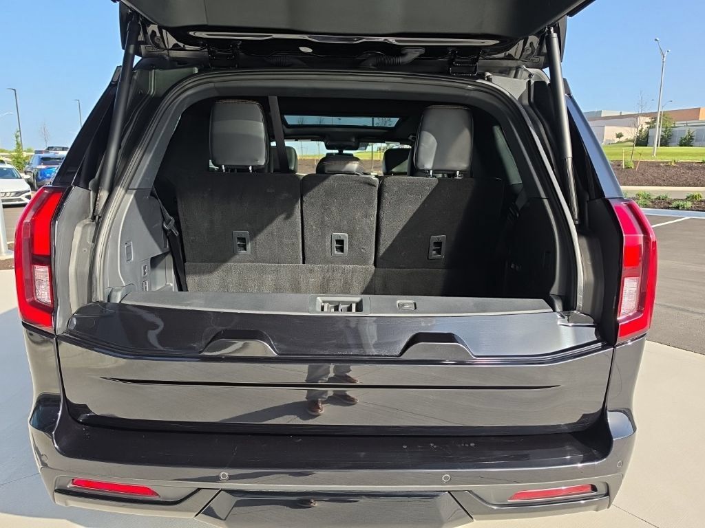 Used 2025 Ford Expedition Tremor AWD/4WD image 28