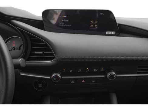 Used 2020 MAZDA MAZDA3 Sedan image 13