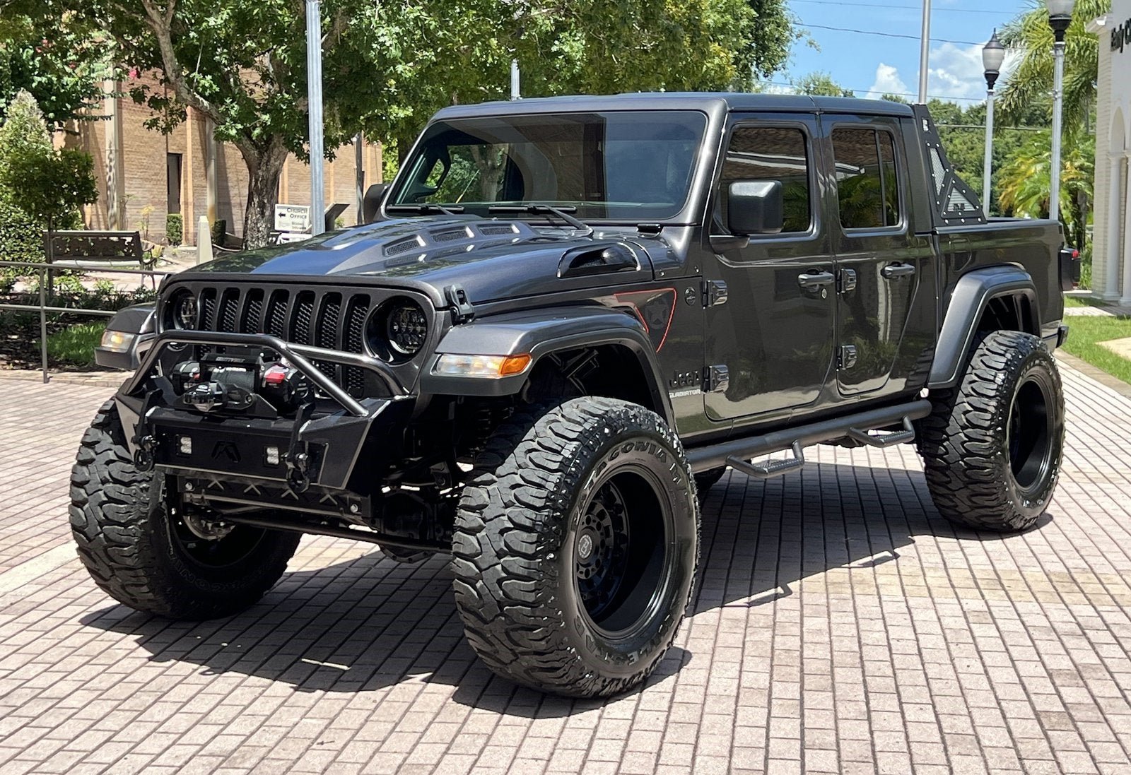 Used 2021 Jeep Gladiator Overland w/ Popular Equipment Package AWD/4WD image 3