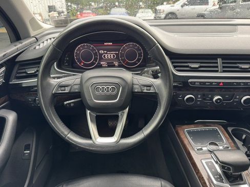 Used 2018 Audi Q7 3.0T Premium Plus w/ Premium Plus Package AWD/4WD image 29
