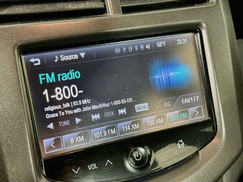 Used 2016 Chevrolet Sonic LT FWD image 15