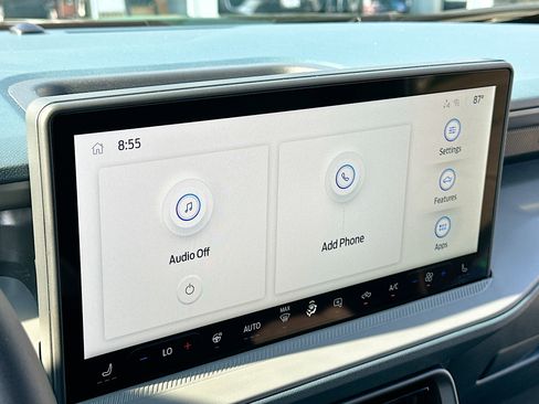 New 2025 Ford Maverick XLT w/ XLT Luxury Package image 8