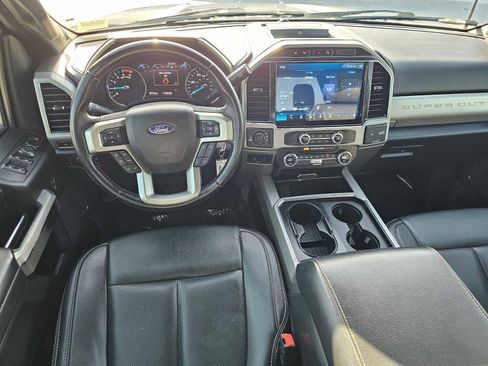 Used 2022 Ford F250 Lariat w/ FX4 Off-Road Package AWD/4WD image 18