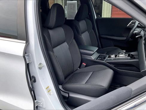Used 2022 Mitsubishi Outlander ES AWD/4WD image 7