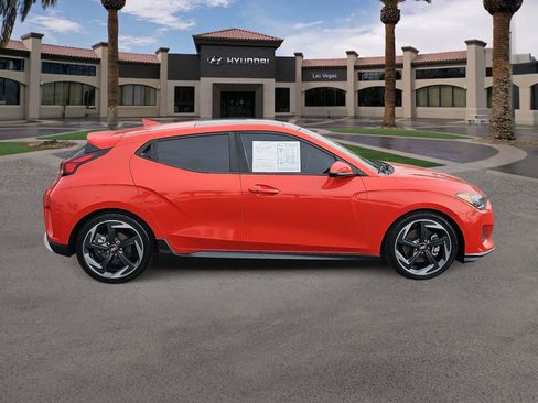 Used 2019 Hyundai Veloster Turbo FWD image 9