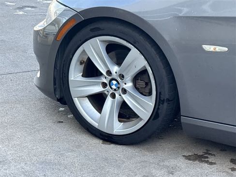 Used 2011 BMW 328i Coupe image 10