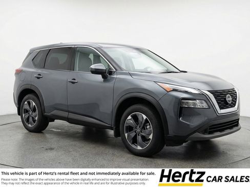 Used 2025 Nissan Rogue SV image 1