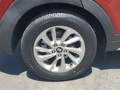 Used 2018 Hyundai Tucson SEL image 6