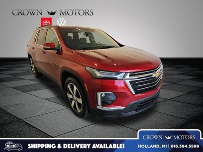 Used 2022 Chevrolet Traverse LT w/ LT Premium Package