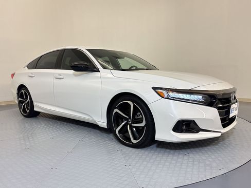 Used 2022 Honda Accord Sport image 7