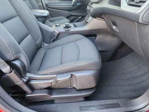 Used 2023 GMC Terrain SLE w/ Driver Convenience Package image 46