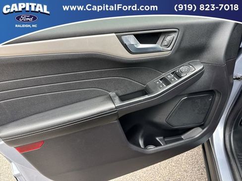 Certified 2022 Ford Escape SEL FWD image 20