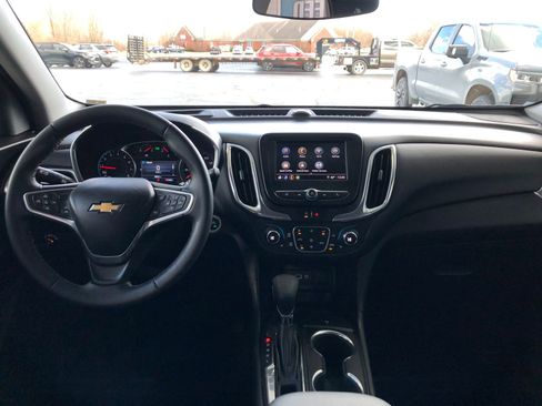 Used 2023 Chevrolet Equinox LT image 17