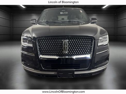 Used 2023 Lincoln Navigator L Reserve AWD/4WD image 11
