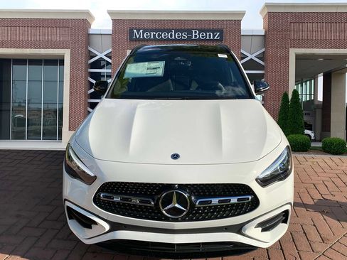 Certified 2025 Mercedes-Benz GLA 250 image 3