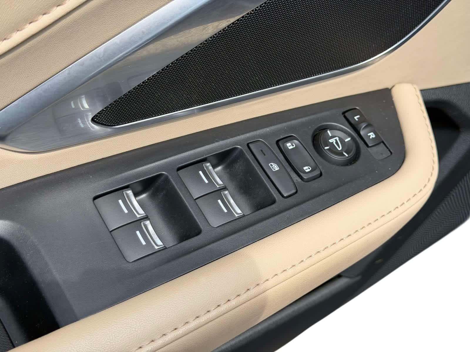 Used 2023 Acura RDX AWD image 16
