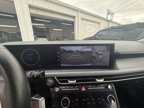 Used 2024 Hyundai Sonata Limited FWD image 17