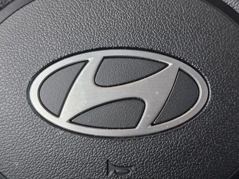 Used 2025 Hyundai Elantra Sport w/ Cargo Package FWD image 11