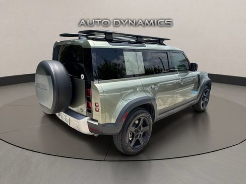 Used 2022 Land Rover Defender 110 SE AWD/4WD image 3