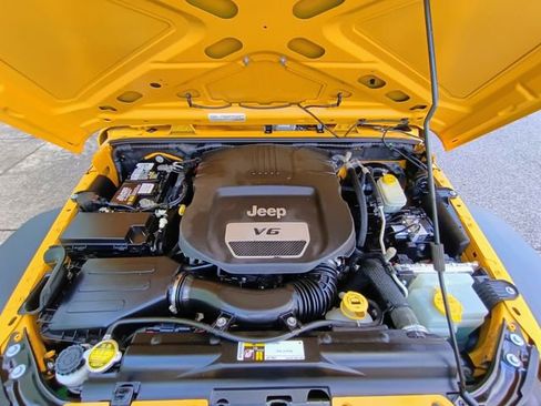 Used 2015 Jeep Wrangler Unlimited Sport w/ Quick Order Package 24S image 79