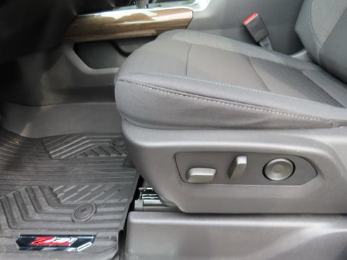 New 2026 Chevrolet Silverado 1500 RST AWD/4WD image 9