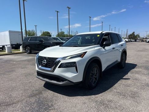 Used 2023 Nissan Rogue S FWD image 7