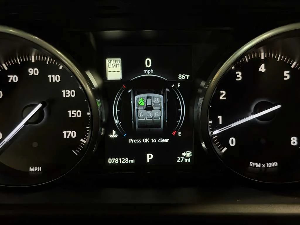 Used 2016 Land Rover Range Rover Sport HSE AWD/4WD image 38