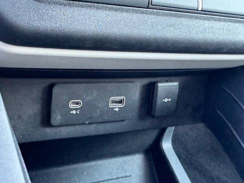 Used 2021 Land Rover Defender 110 S image 20