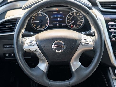 Used 2018 Nissan Murano SV image 14