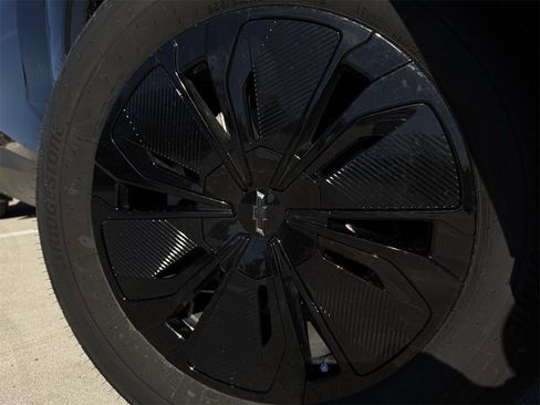 New 2026 Chevrolet Blazer EV LT w/ Super Cruise Package image 9