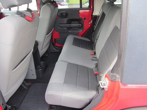Used 2010 Jeep Wrangler Unlimited Sport AWD/4WD image 12